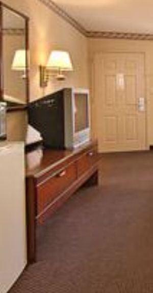Americas Best Value Inn - Бейтсвил Екстериор снимка