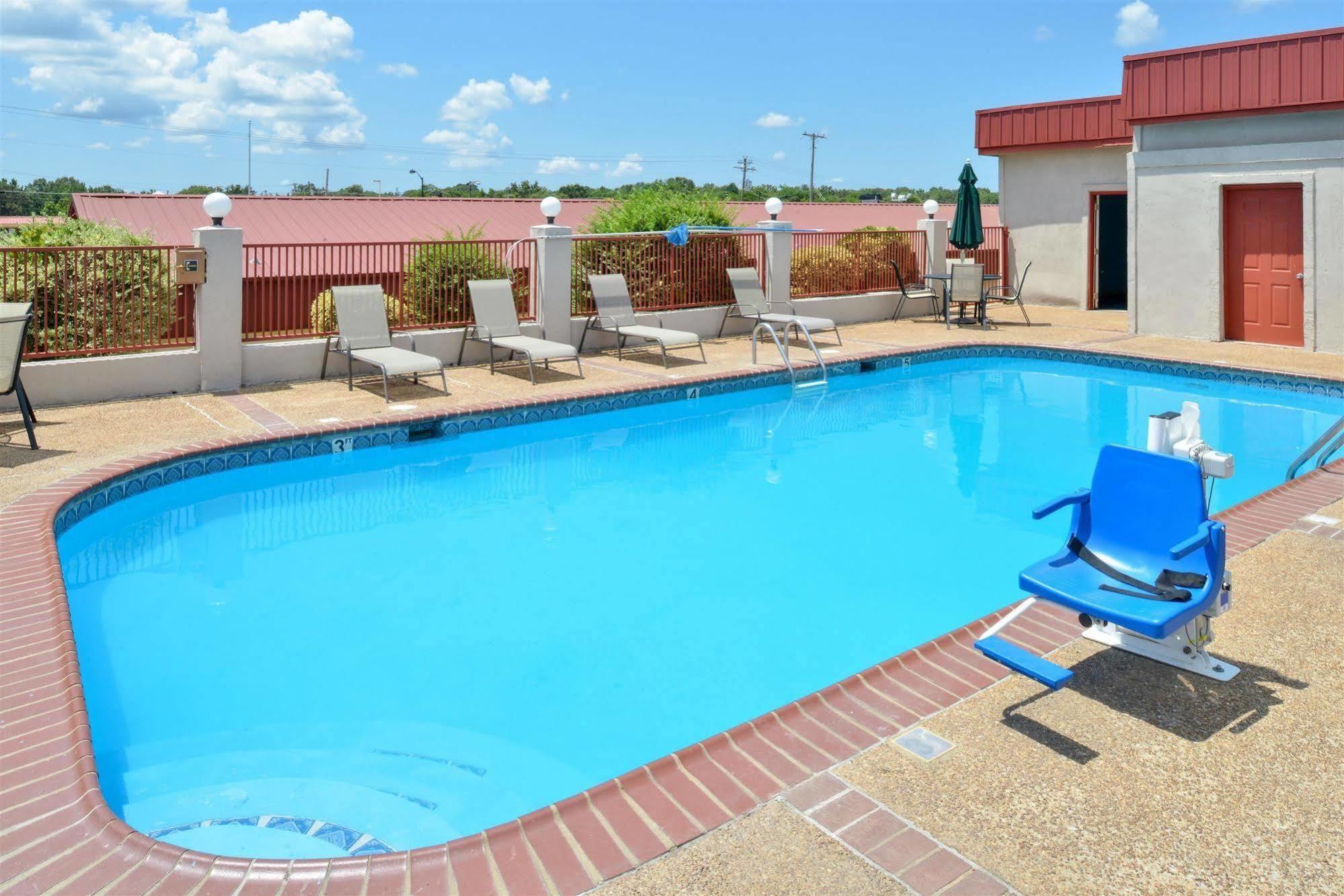 Americas Best Value Inn - Бейтсвил Екстериор снимка